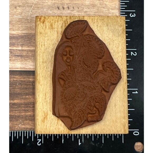 HTF RUBBER STAMPEDE A1011E PEEKING SUNFLOWER POCAHONTAS DISNEY WOOD MOUNT STAMP - Picture 2 of 6